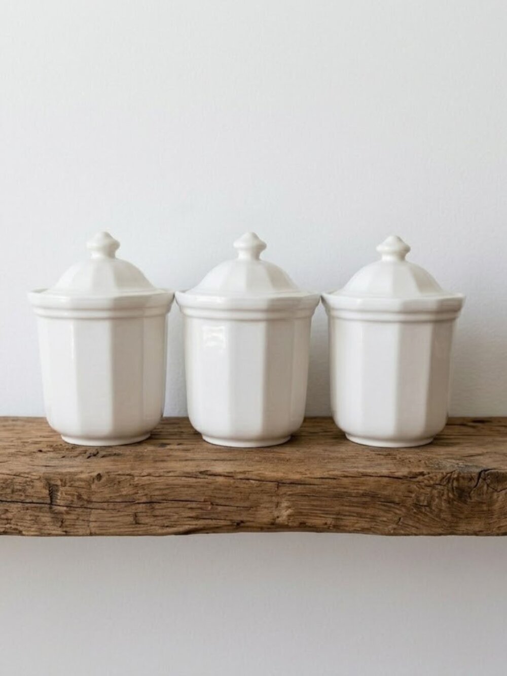 Vintage Pfaltzgraff Heritage White Stoneware Canisters Lidded Set of 3 Farmhouse